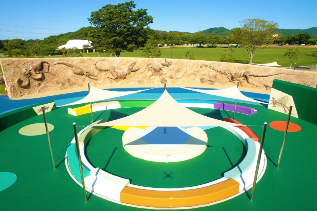 化石の谷 開園30周年 北九州市立響灘緑地 グリーンパーク 公式サイト